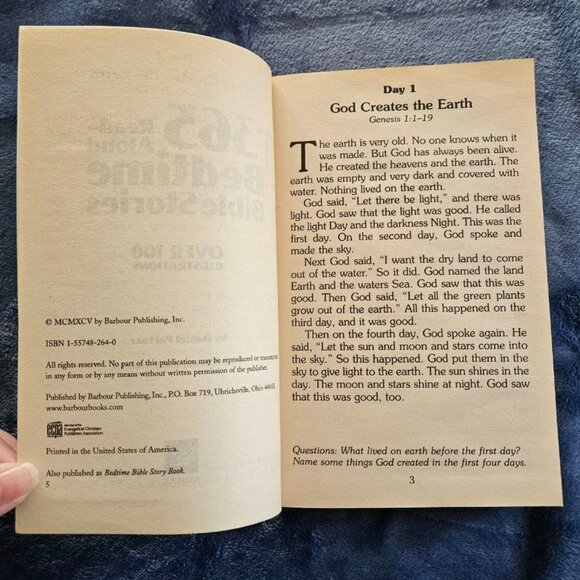 365 Read-Aloud Bedtime Bible Stories with Illustrations - Paperback - Picture 4 of 8